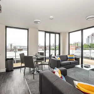  Apartment Skinner Lane